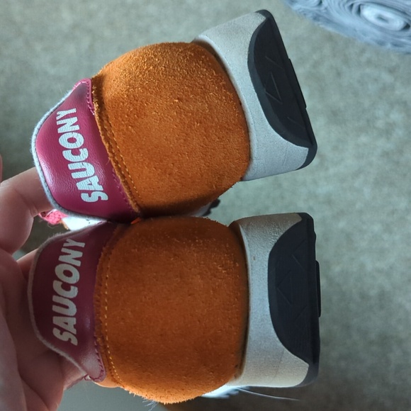Saucony Jazz Shoes - size 6.5 - Picture 5 of 5